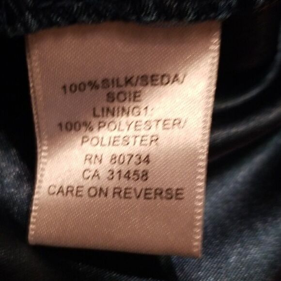 BCBGMAXAZRIA SILK DRESS In Excellent Condition - Picture 6 of 6
